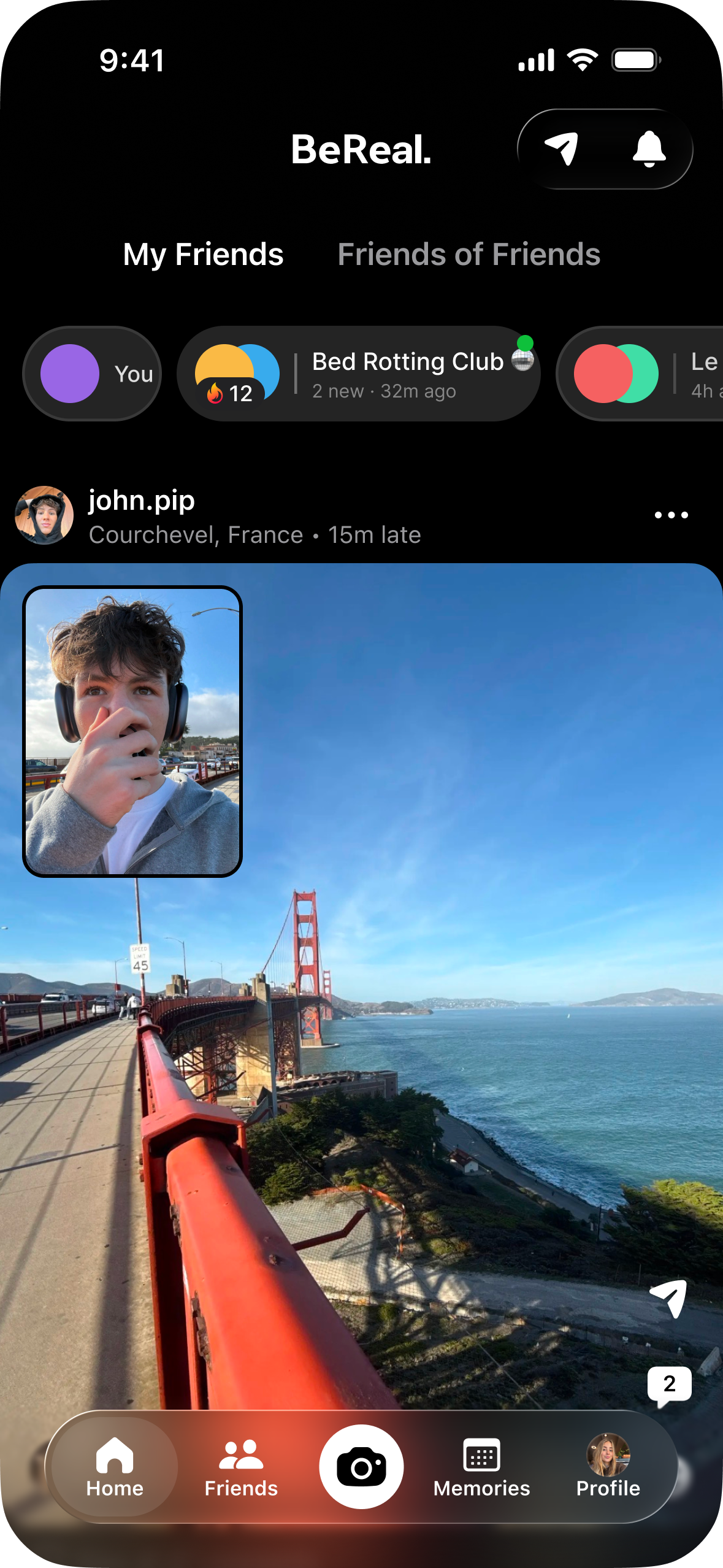Avatar stack without camera button